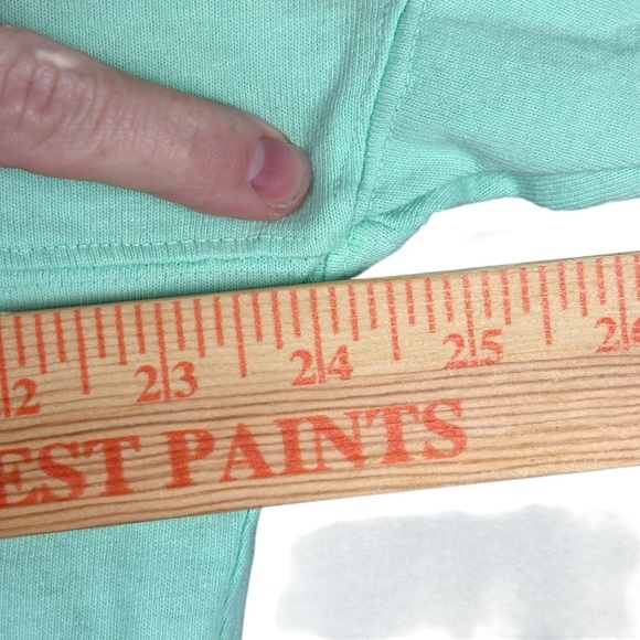 Star Wars The Mandalorian “Grogu” Spirit Jersey – Sz Large (Excellent Condition) - Picture 6 of 9